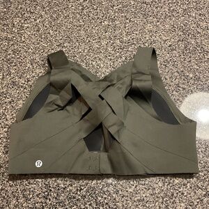 Lululemon Enlite Bra, Size C38